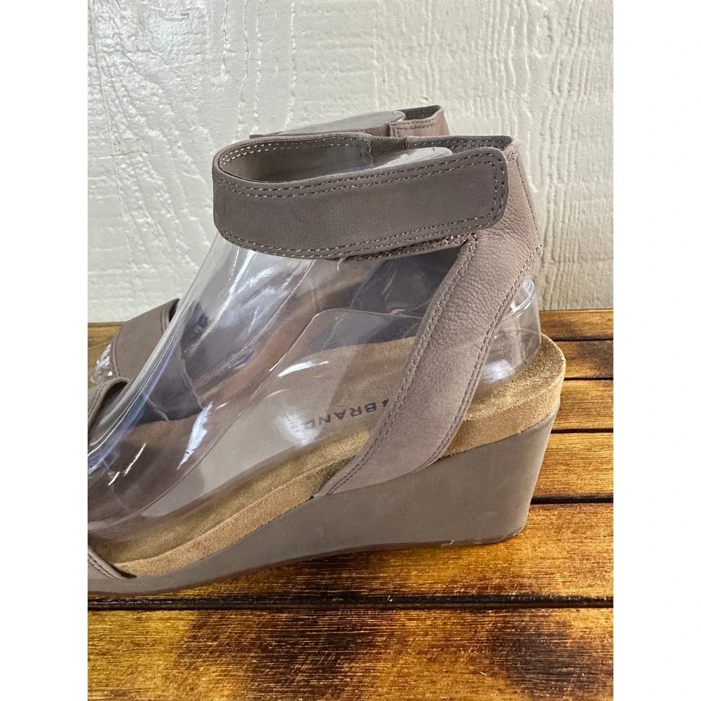 Lucky Brand Wedge Sandals Women's 9M Ankle‎ Strap Casual Taupe Shoes